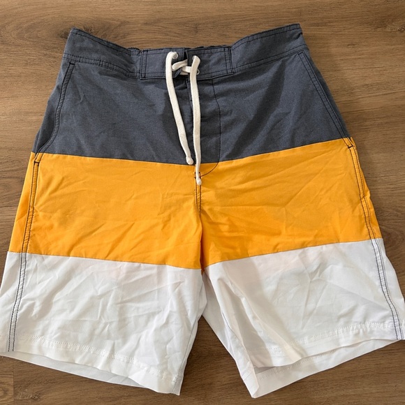 H&M Men’s Swim Trunks- M - Picture 2 of 7